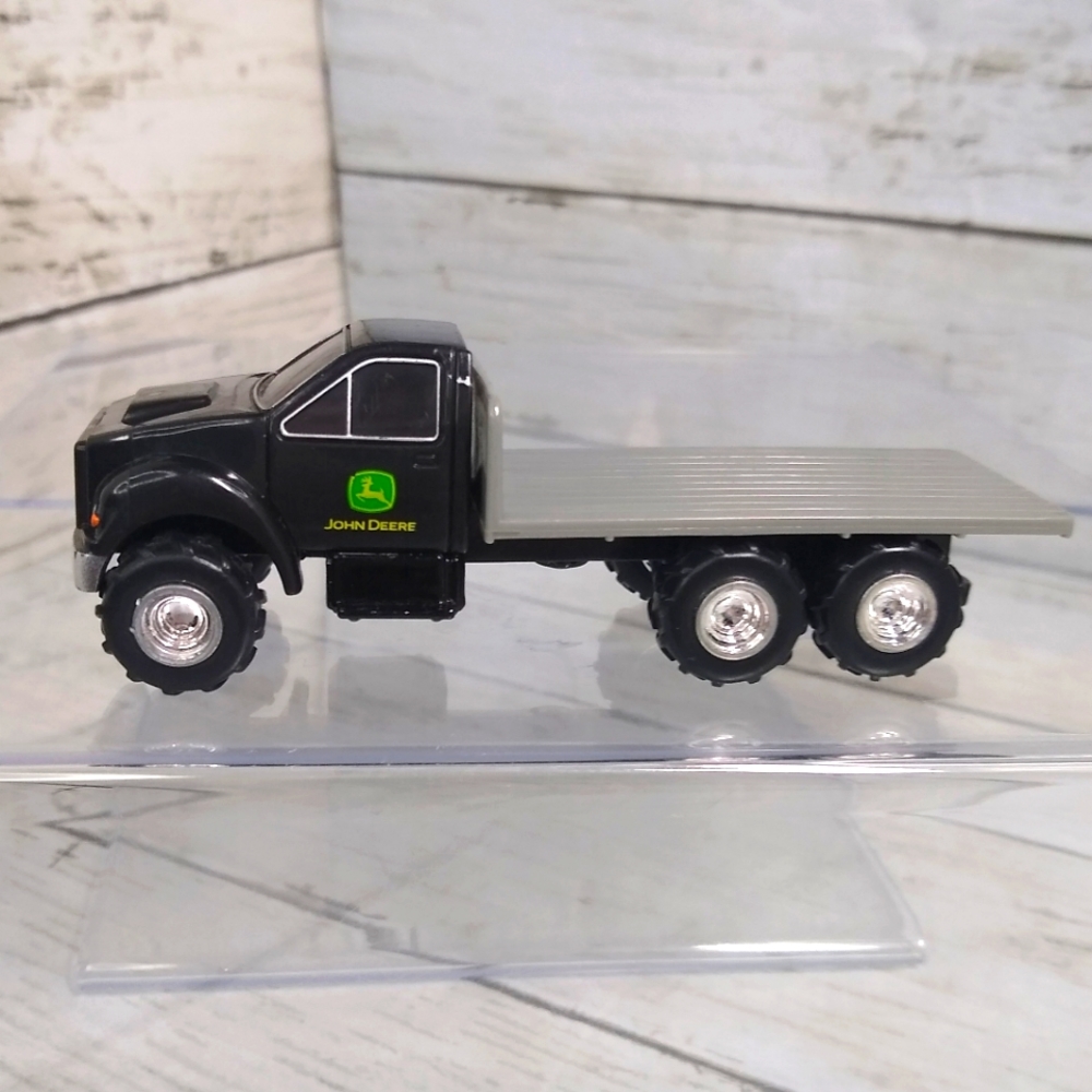ERTL John Deere Diecast Plastic Farm Truck Hauler Flatbed 4"l Black Grey Toy